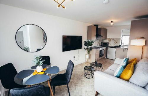 BIG DISCOUNTS THIS WEEK Free Parking WiFi - Photo 3