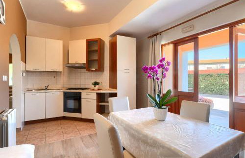 Faszinierendes Ferienhaus mit Privatpool, Volleyballfeld, Fussballplatz, Trampolin beim bekannten Radweg Parenzana - Foto 11