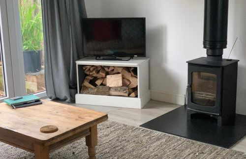 Seaglass Cottage, 5 mins from beach, hot tub on request - Photo 4