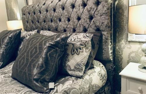 THE LION’S REST - BOUTIQUE APARTMENT SUITE. - Photo 26