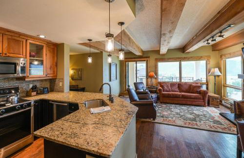 5th Floor 2BD 2BA Condo with Magnificent Views - Foto 10