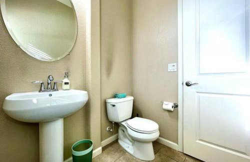 One Story Pet & Family Friendly Fireplace - Foto 7