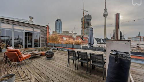 Designer Loft with Big Rooftop and Office - Foto 2