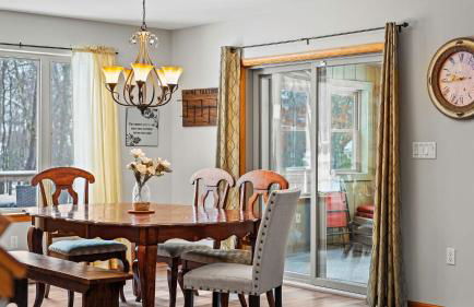 Mountain Hideout by Avantstay Game Room + Deck - Foto 46