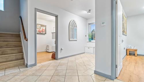 Long Stays, Contractors & Re-locators, 4BR House, Van Parking, Sleeps 8, Wi-Fi - Foto 4