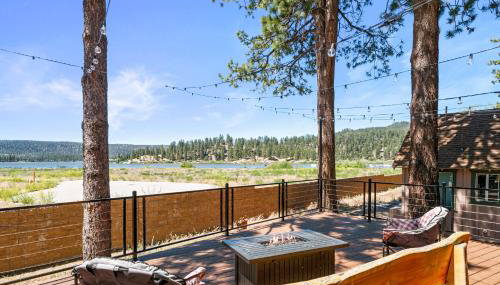 The Lazy Bear - Indulge in breathtaking views of the expansive lake from this charming cabin. - Foto 5