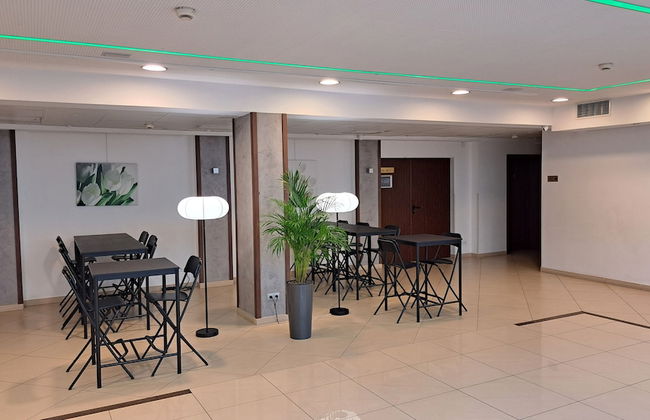 POLECZKI RESIDENCE APARTMENTS - Photo 6