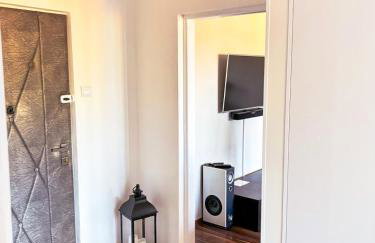 Wałcz Homely Apartment by BookingHost - Foto 7