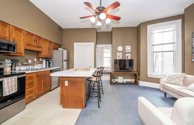 Historic Gem Russell Suite 3 A Downtown Dream! - Foto 1