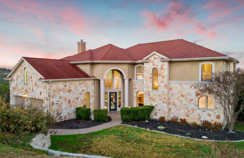 Lake Travis Family Retreat with Theater Game Room and BBQ 7 min from Marina - Foto 31