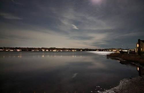 Waterview house walking distance from Cove Beach-5 mins to downtown-only 40 min to NYC - Foto 35