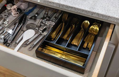 Lakefront Retreat, Mins to Dtown, Firepit, Hot Tub, Pet friendly! - Foto 59