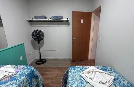 Casa do Rosa - Piscina Aquecida - Churrasqueira - 8 pessoas - SJBV - Foto 13