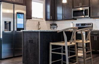 Family-Friendly 4BR Home with BBQ & Free Parking - Foto 24