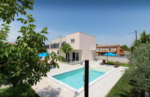 New modern villa Gogo with private pool near the beach and town of Pula by WiiBuk - Foto 37