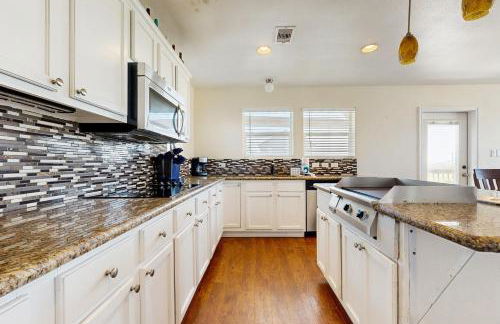 Paradise At Last - Photo 13