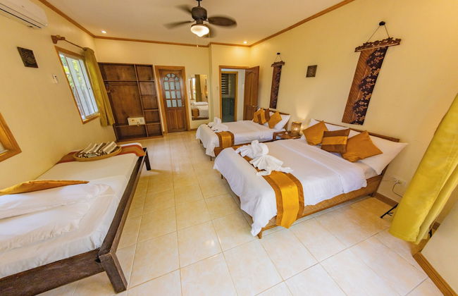 Palms Cove Resort - Photo 7