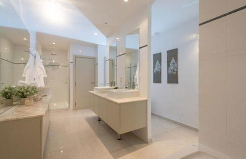 Rent Your Luxury 5 Bedroom Villa, Ibiza Villa 1009 - Foto 14
