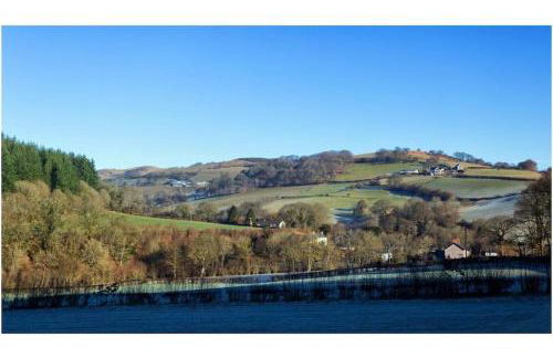 River Cottage Brecon: Hot Tub, Fire, Balcony, Wifi - Photo 19