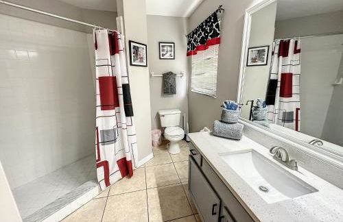 3Bed house pool hot tub game room 4 m Disney - Foto 59