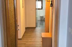 Burg Apartment mit Badewanne und Balkon - Photo 8