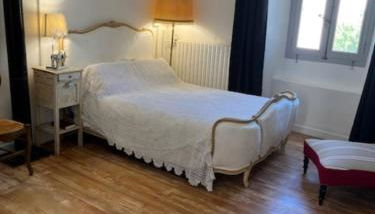 Grand appartement de charme avec parking privé - Foto 3