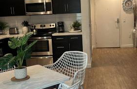 Exceptional Loft FREE Parking and WIFI - Foto 1