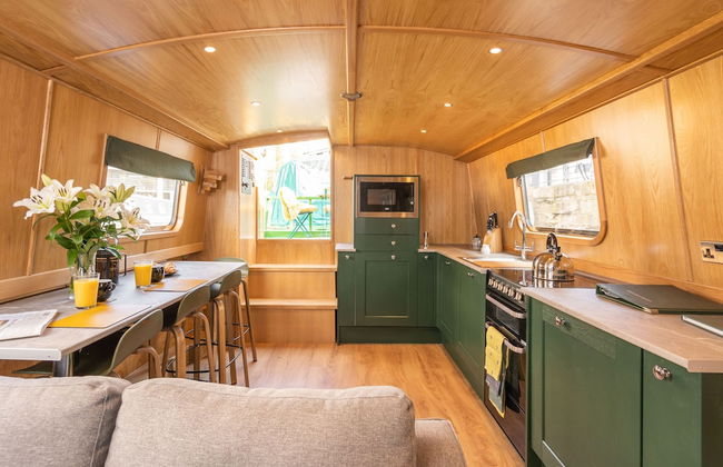 The Four Sisters Boatel - Foto 57