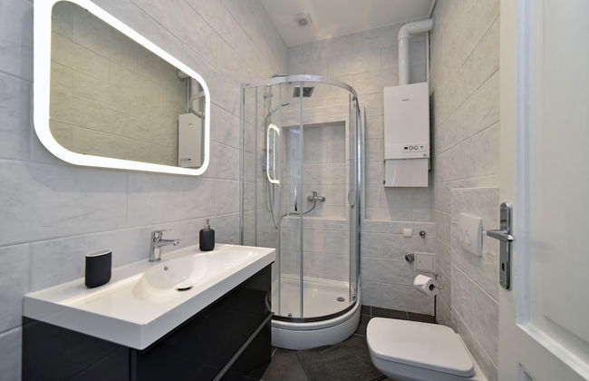 Agape Apartments - Photo 31