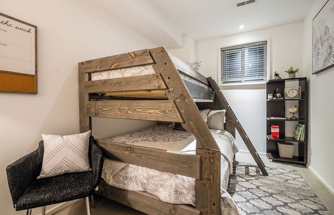 Cozy Houses in Downtown Toronto by GLOBALSTAY - Photo 48