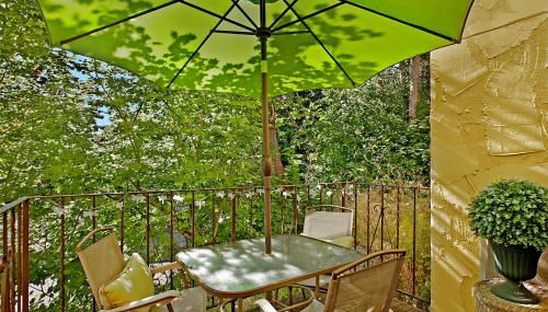 Downtown Redmond Townhouse by Stay Rested - Foto 2, Garden