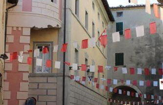 Mansarda con solarium panoramico su centro storico di Sarteano vicino alle famose terme della Val d'Orcia - Photo 13