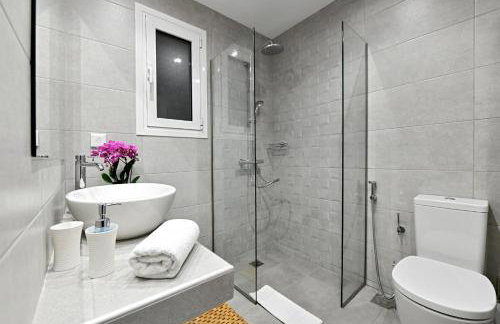 Vourkari, modern apartment overlooking the Marina of Vourkari - Foto 21