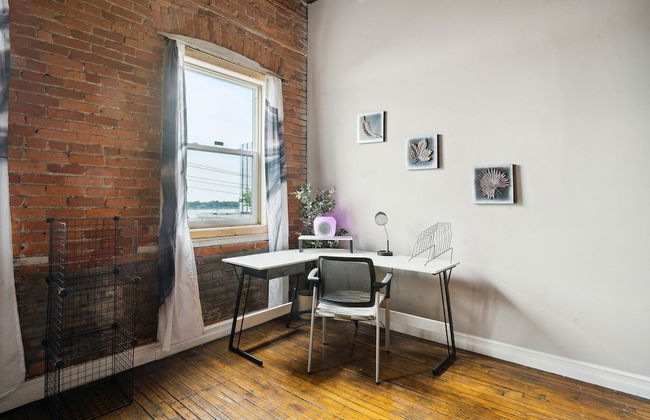 Downtown Detroit Loft - Fully equipped & Absolutely Gorgeous theme by RedAwning - Foto 24