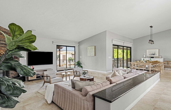 Pool, Sports Court, Game Garage, Fire Pit, & Casita Olivano Ranch by Avantstay - Foto 3