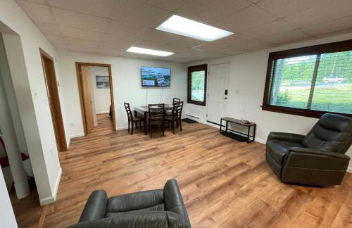 Peaceful Acres Triplex One - Lighthouse Inn - Soldotna, Alaska - Photo 4