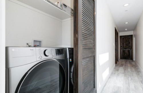 Luxury Oasis with Ping Pong, Firepit and Cozy Patio - Foto 38