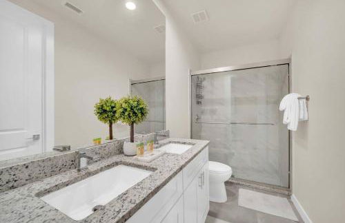 Enchanted Home Near Disney - Foto 17