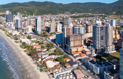 Encantador Apartamento 100m da Praia com vista mar - Foto 42