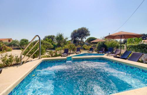 Charming villa Nera with pool and hydromassage near the beach - Foto 65