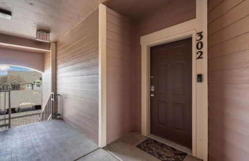 Timberline Retreat - King Bed, Fireplace & Pool! - Foto 55