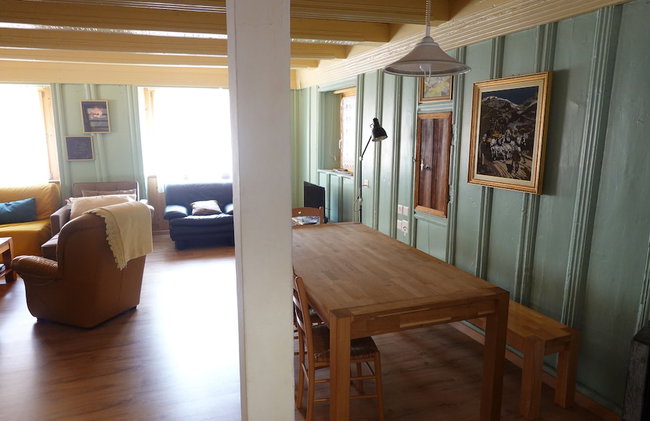 Historic Apartment in the old Village of Naters - Foto 38