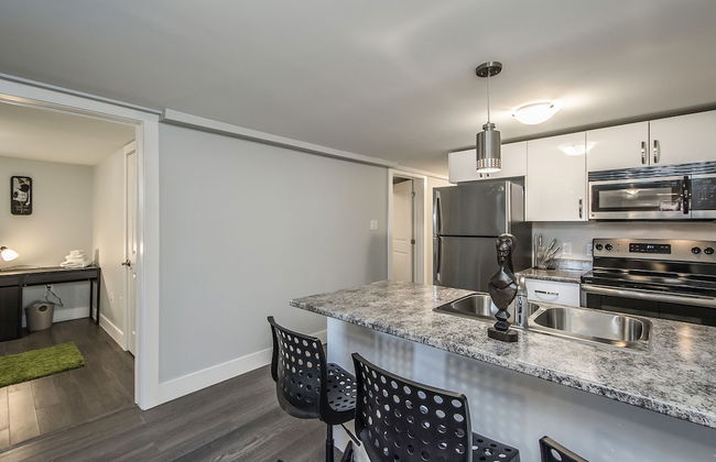 Spacious DAL & Downtown Apartments - Photo 41