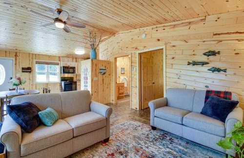 Lakefront Paradise with Private Boat Dock and Patio - Foto 6