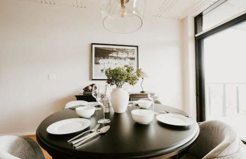 Timeless Modern Luxury at Bellerive on the River - Photo 4