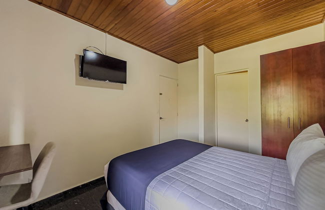 Cardedeu Suites - Photo 22