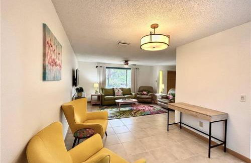 Beautiful 3 Bed House with pool - Foto 9