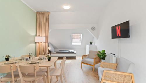 Moderne Monteurwohnungen in Nürtingen Zentrum Kitchen, Wifi, Smart TV - Foto 3