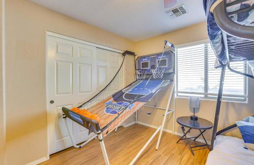 4 Mi to Luke AFB Family Home with Pool and Hot Tub - Foto 19