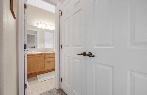 Near Tamarack AC Kitchen TV Washer Dryer - Foto 29